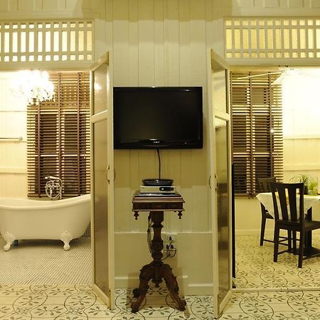 Hotel The Hen HHQ Chambre photo