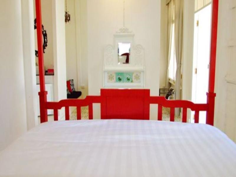 Hotel The Hen HHQ Extérieur photo