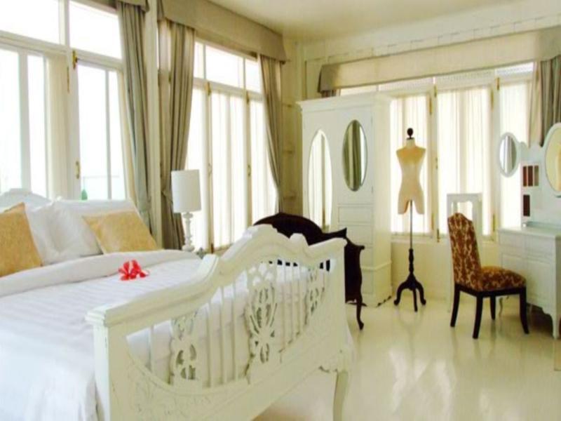 Hotel The Hen HHQ Extérieur photo